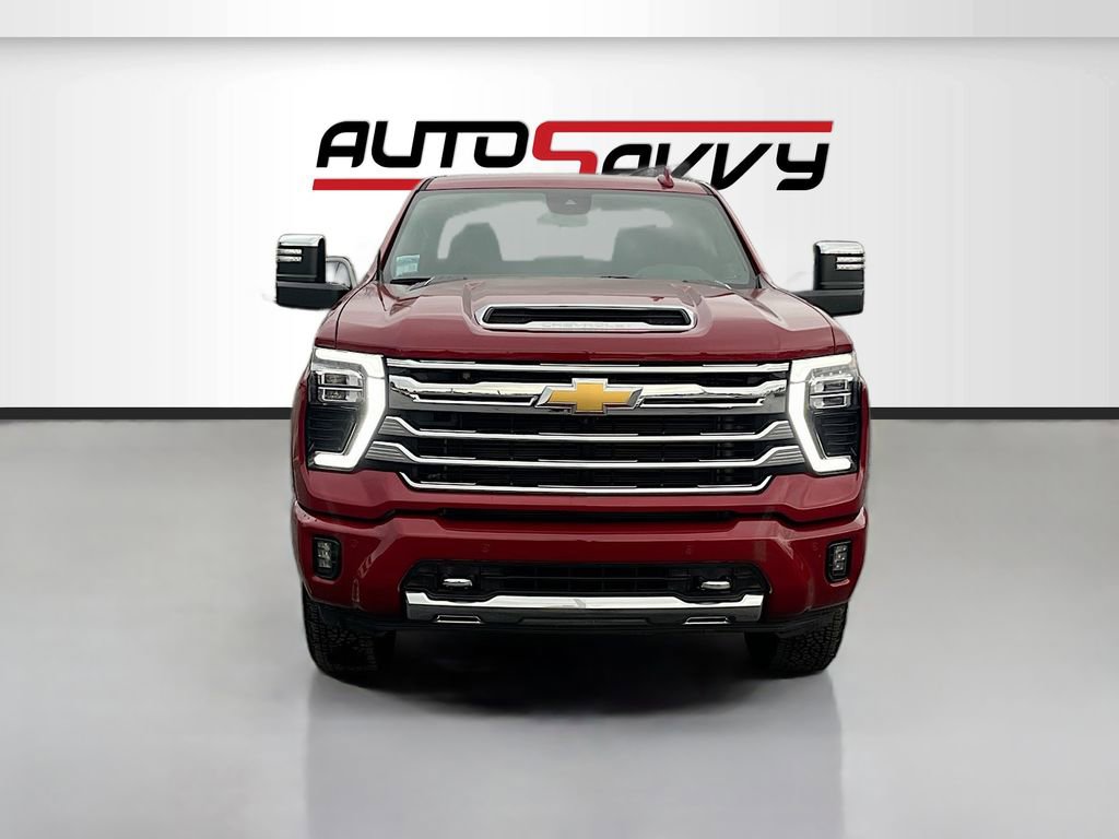 Used 2025 Chevrolet Silverado 3500 High Country image 2