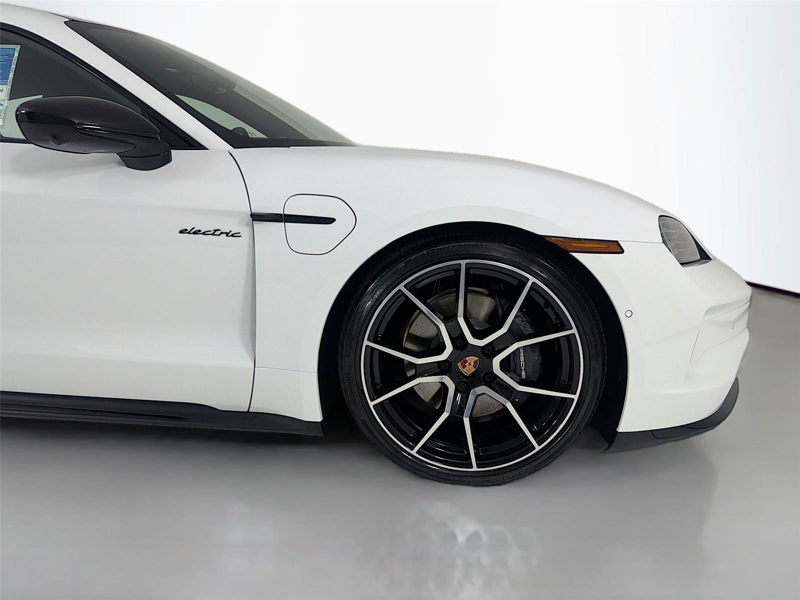 New 2026 Porsche Taycan AWD/4WD image 29