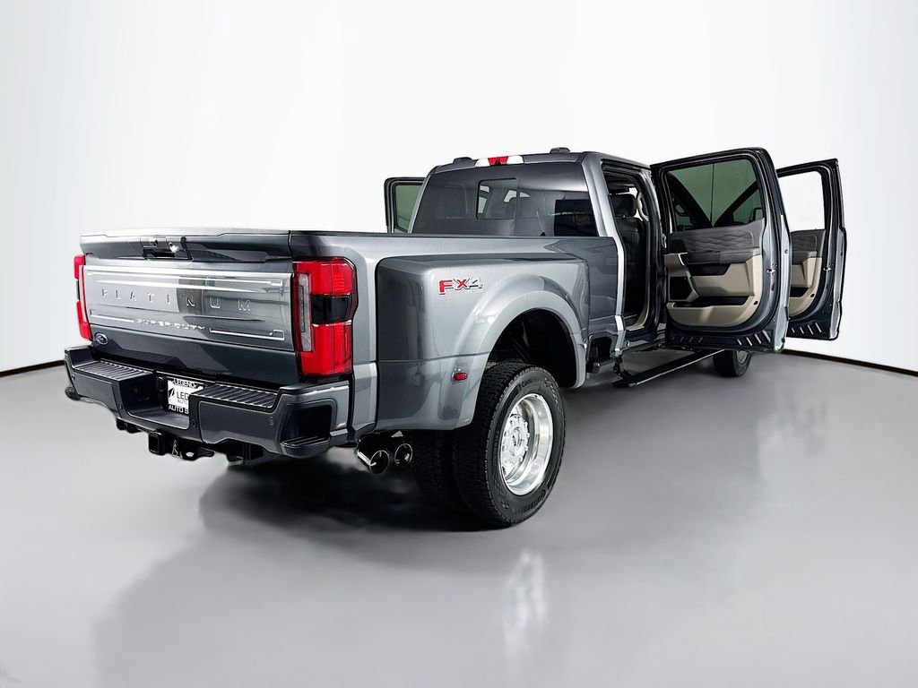 Used 2026 Ford F450 Platinum w/ Platinum Plus Package image 39
