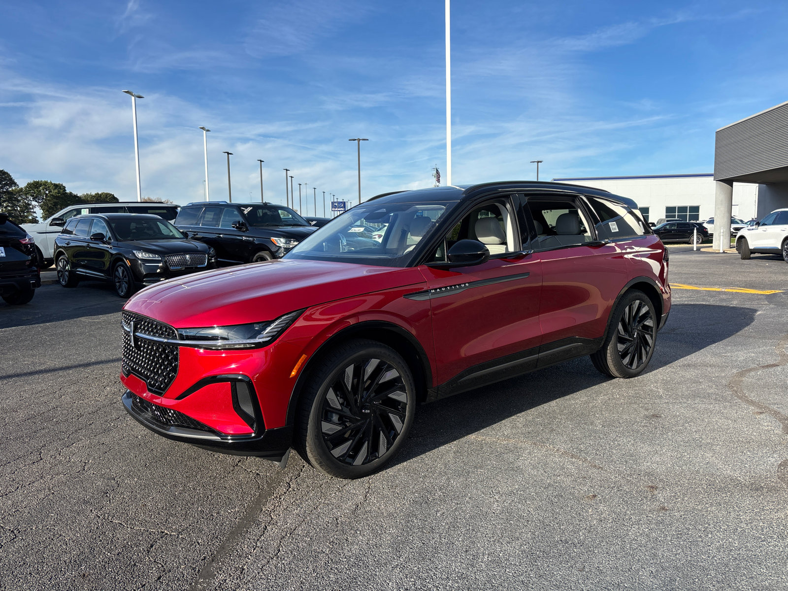 New 2026 Lincoln Nautilus Reserve image 3