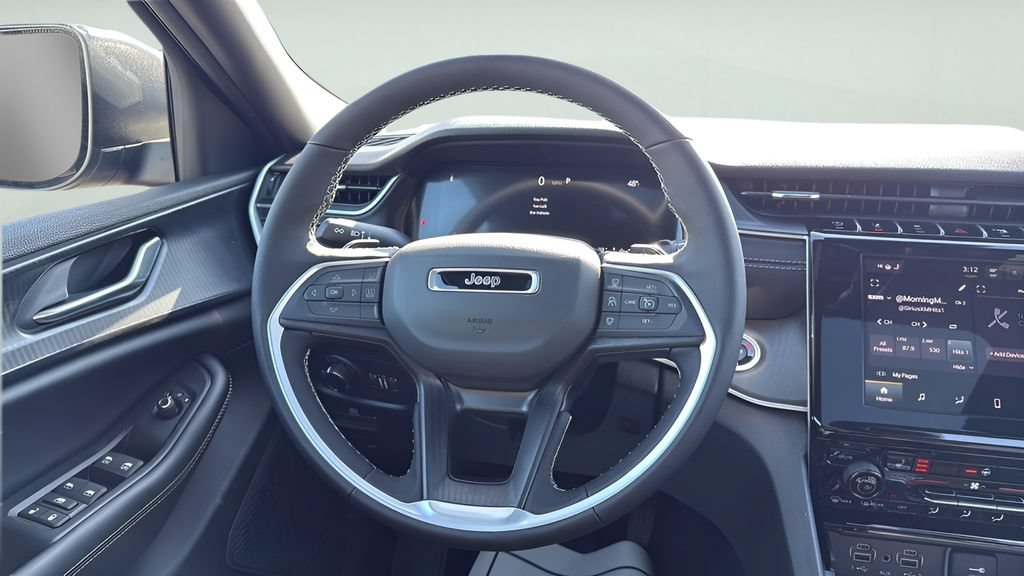 New 2026 Jeep Grand Cherokee Laredo X AWD/4WD image 33