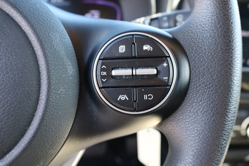 Used 2025 Kia Soul LX w/ Option Group 015 image 15