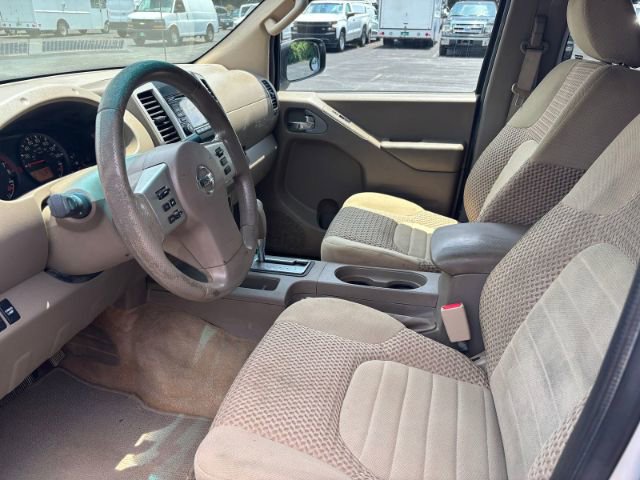 Used 2015 Nissan Frontier SV image 13