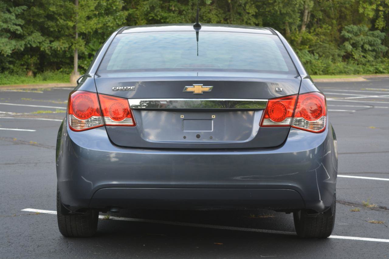 Used 2013 Chevrolet Cruze LT FWD image 6