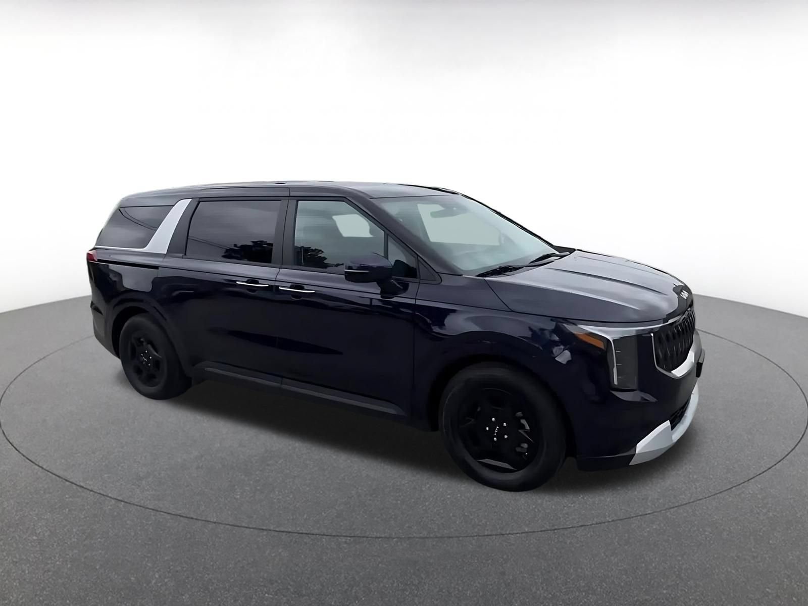 Used 2026 Kia Carnival FWD video 2