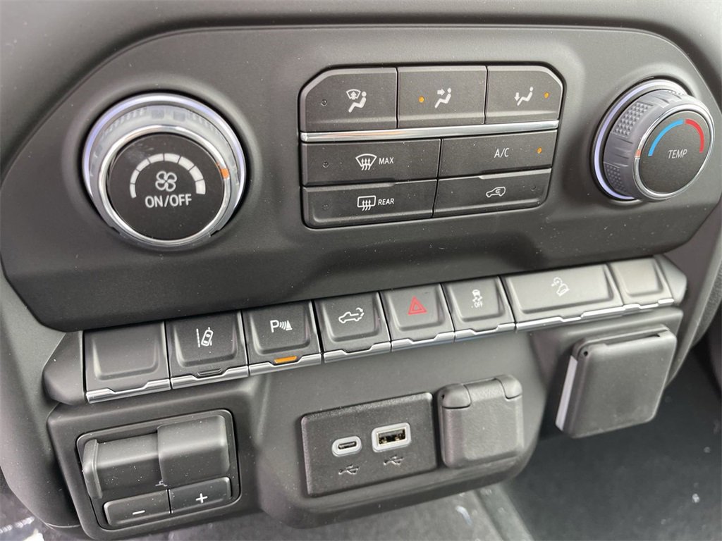 New 2026 Chevrolet Silverado 2500 Custom w/ Custom Value Package image 18