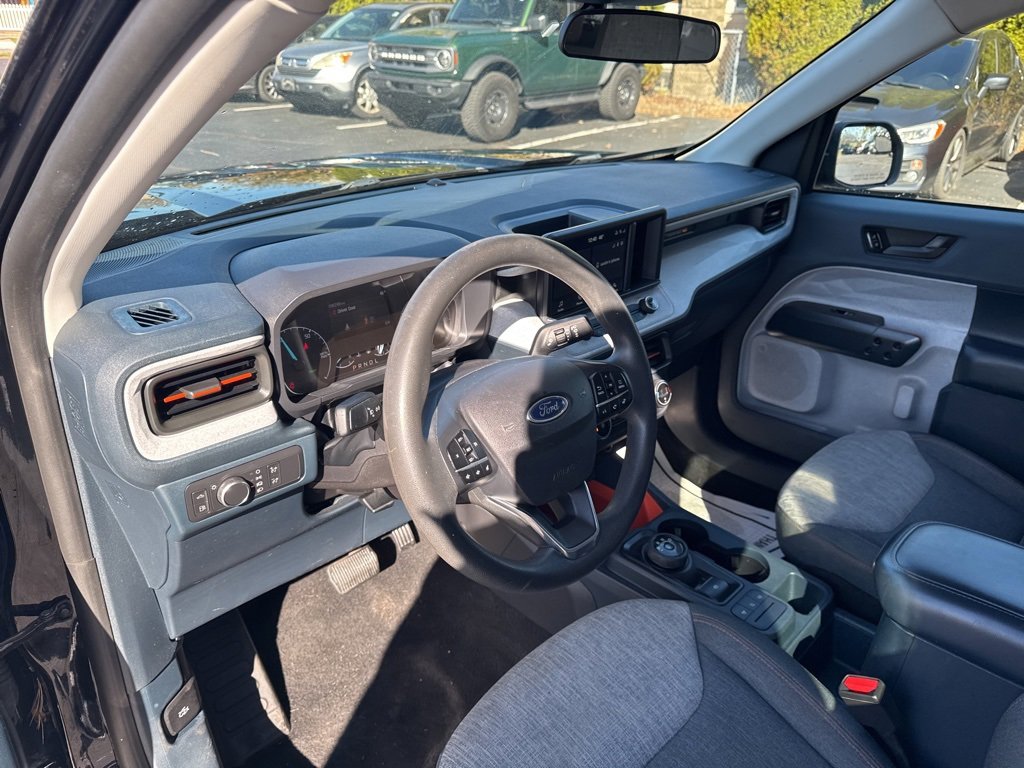 Used 2022 Ford Maverick XLT image 2