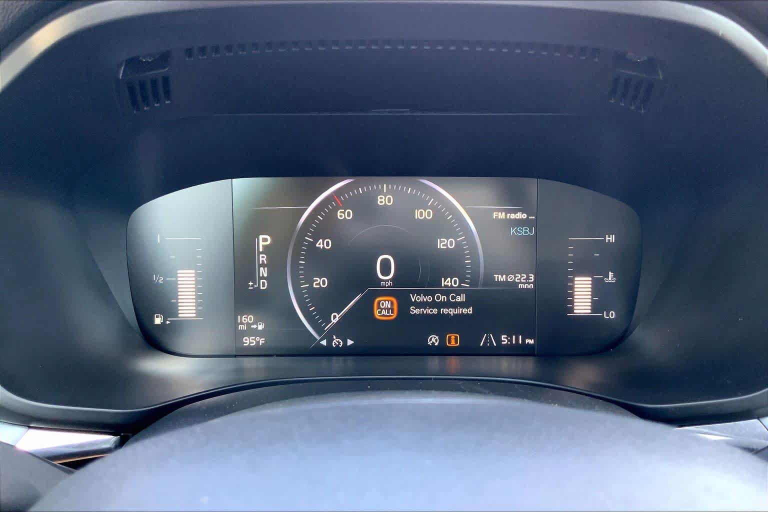 Used 2018 Volvo XC60 T5 Momentum w/ Vision Package AWD/4WD image 25