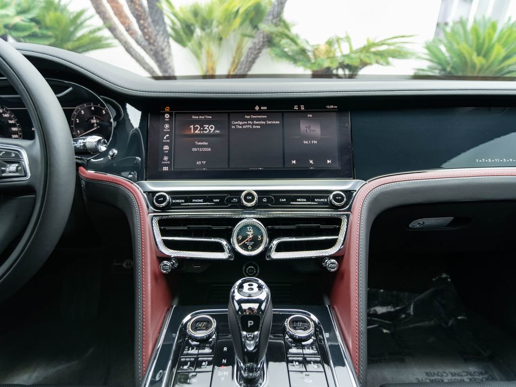 Used 2024 Bentley Flying Spur W12 AWD/4WD image 42