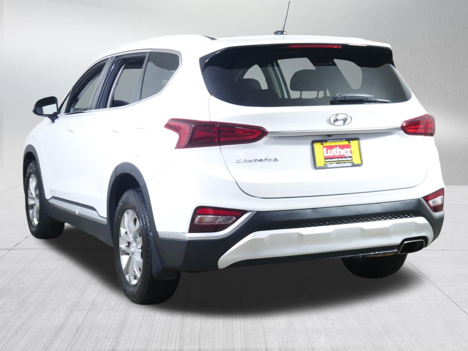 Used 2020 Hyundai Santa Fe SE w/ Cargo Package AWD/4WD image 5