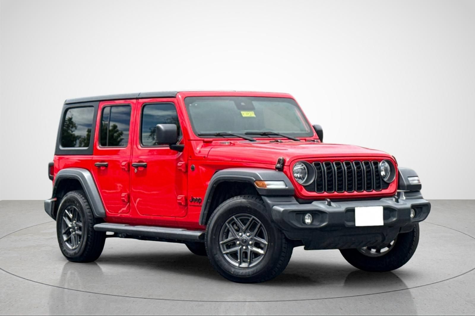 Used 2024 Jeep Wrangler Unlimited Sport AWD/4WD image 2