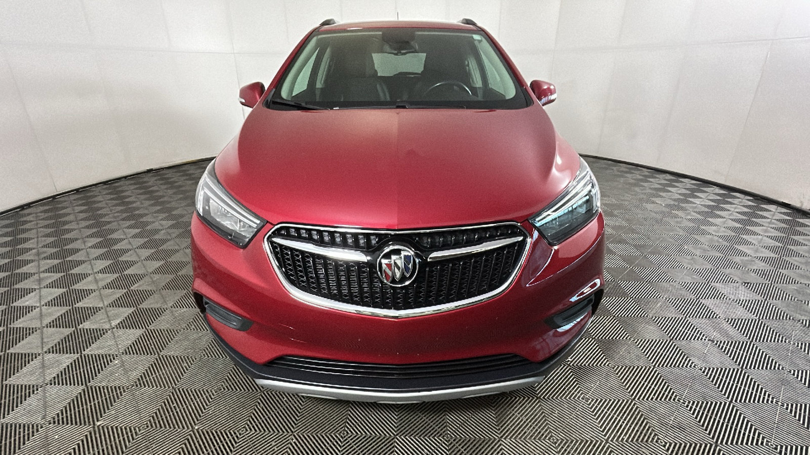 Used 2019 Buick Encore Preferred AWD/4WD image 9