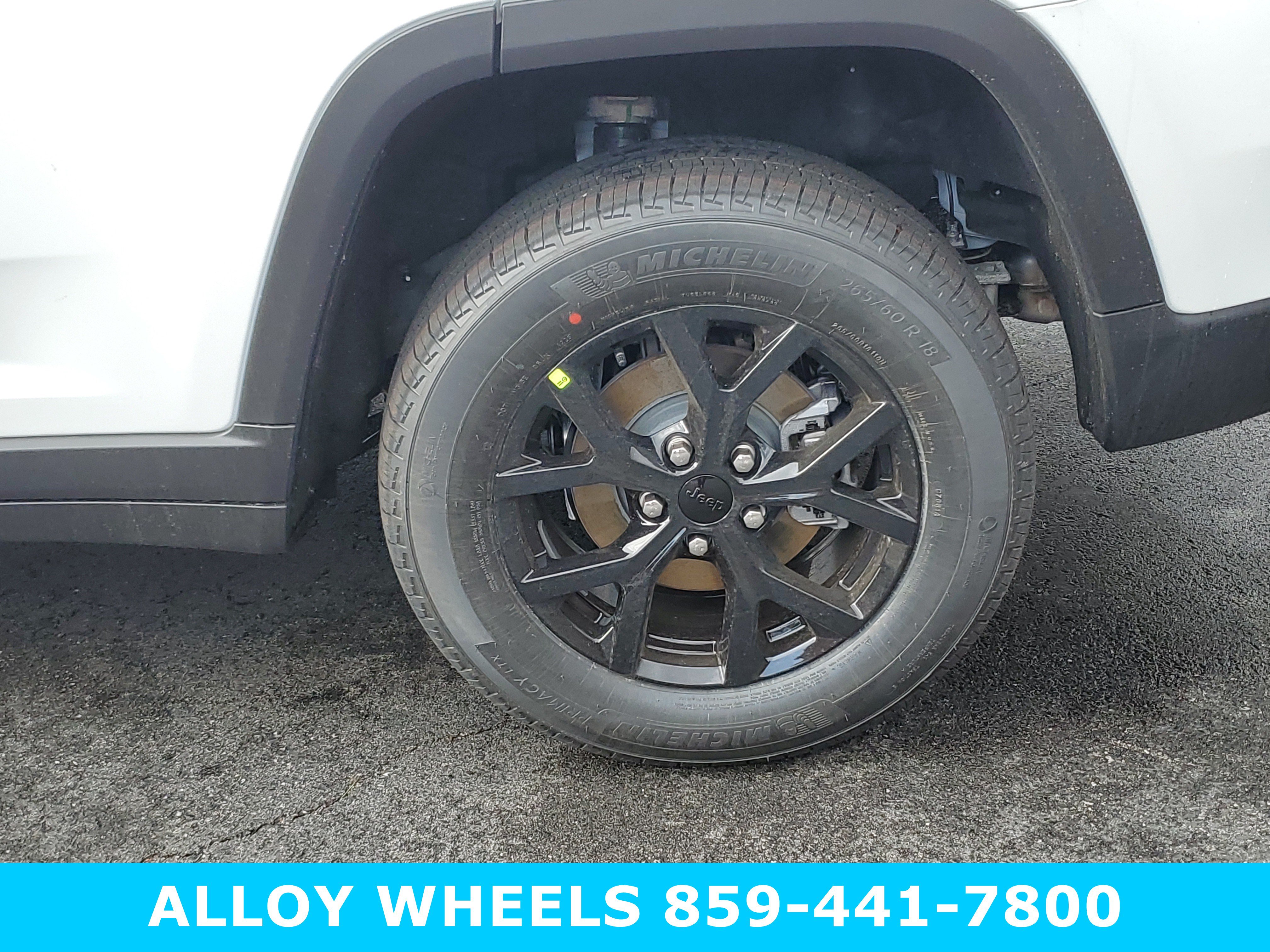 New 2026 Jeep Grand Cherokee Altitude AWD/4WD image 9