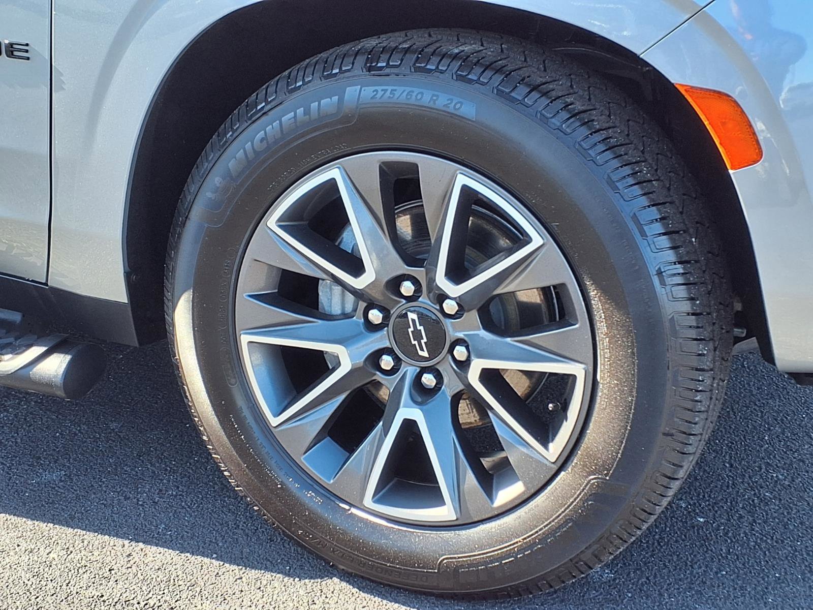 Used 2024 Chevrolet Tahoe Z71 w/ Z71 Off-Road Package image 31