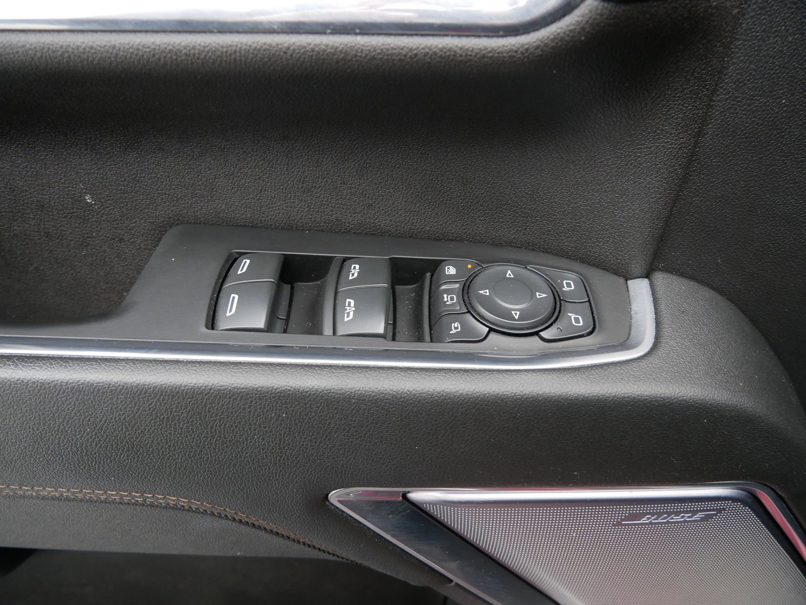 Used 2024 Chevrolet Silverado 2500 High Country w/ Technology Package image 17