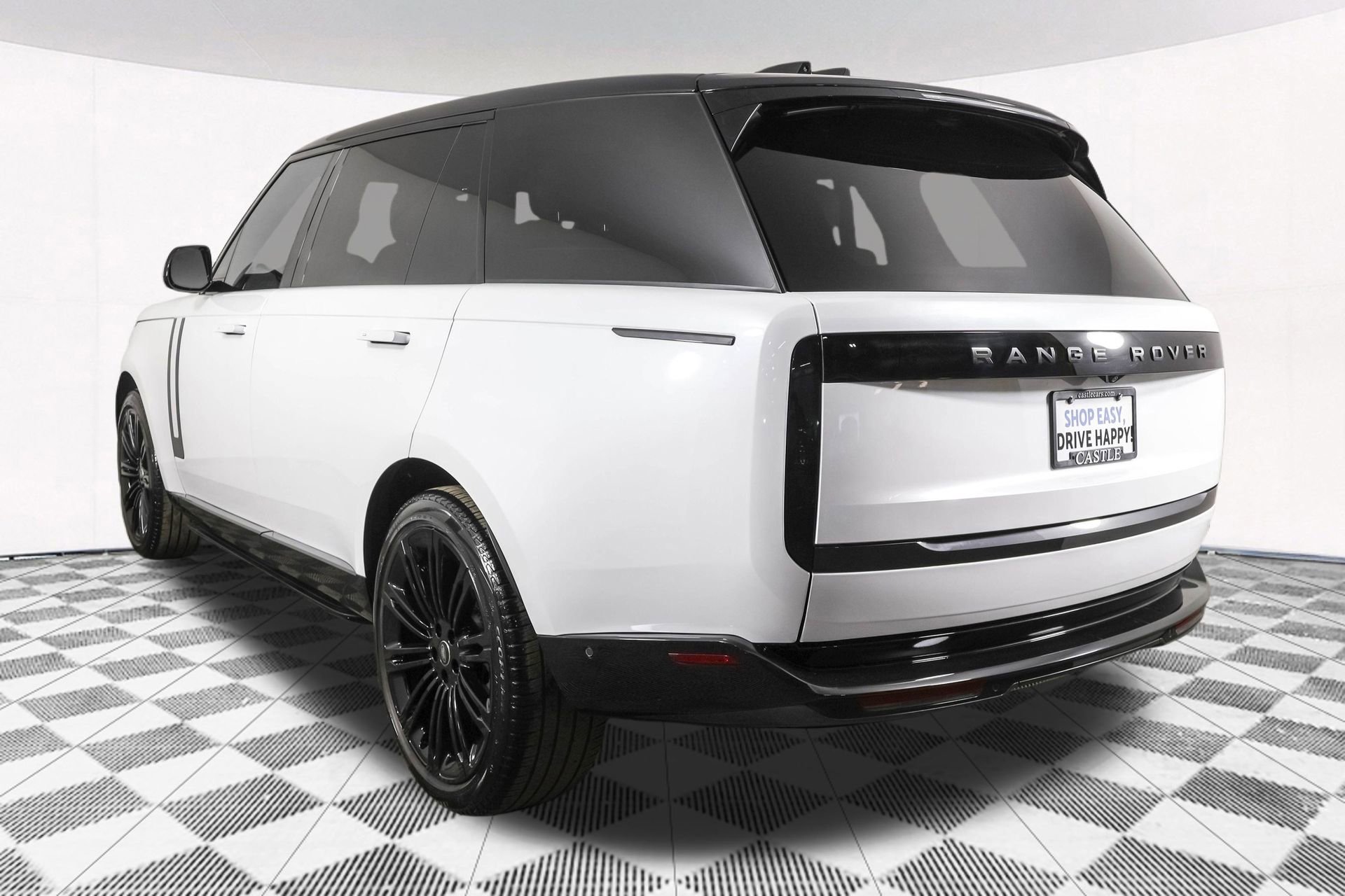 Used 2024 Land Rover Range Rover Long Wheelbase SE image 21