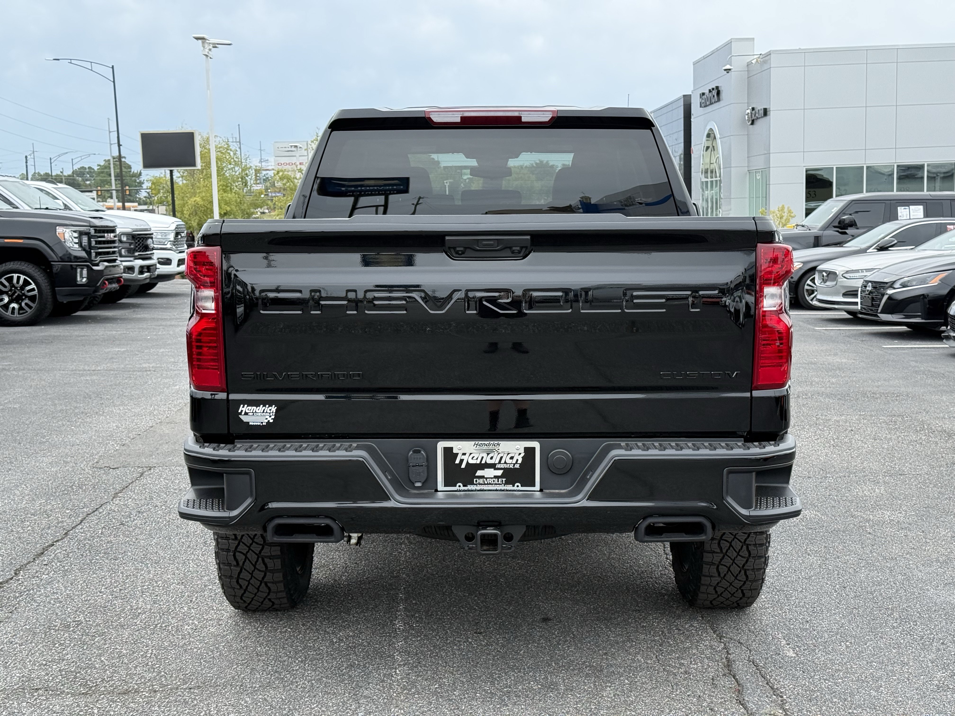 New 2026 Chevrolet Silverado 1500 Custom Trail Boss w/ Dark Appearance Package AWD/4WD image 9