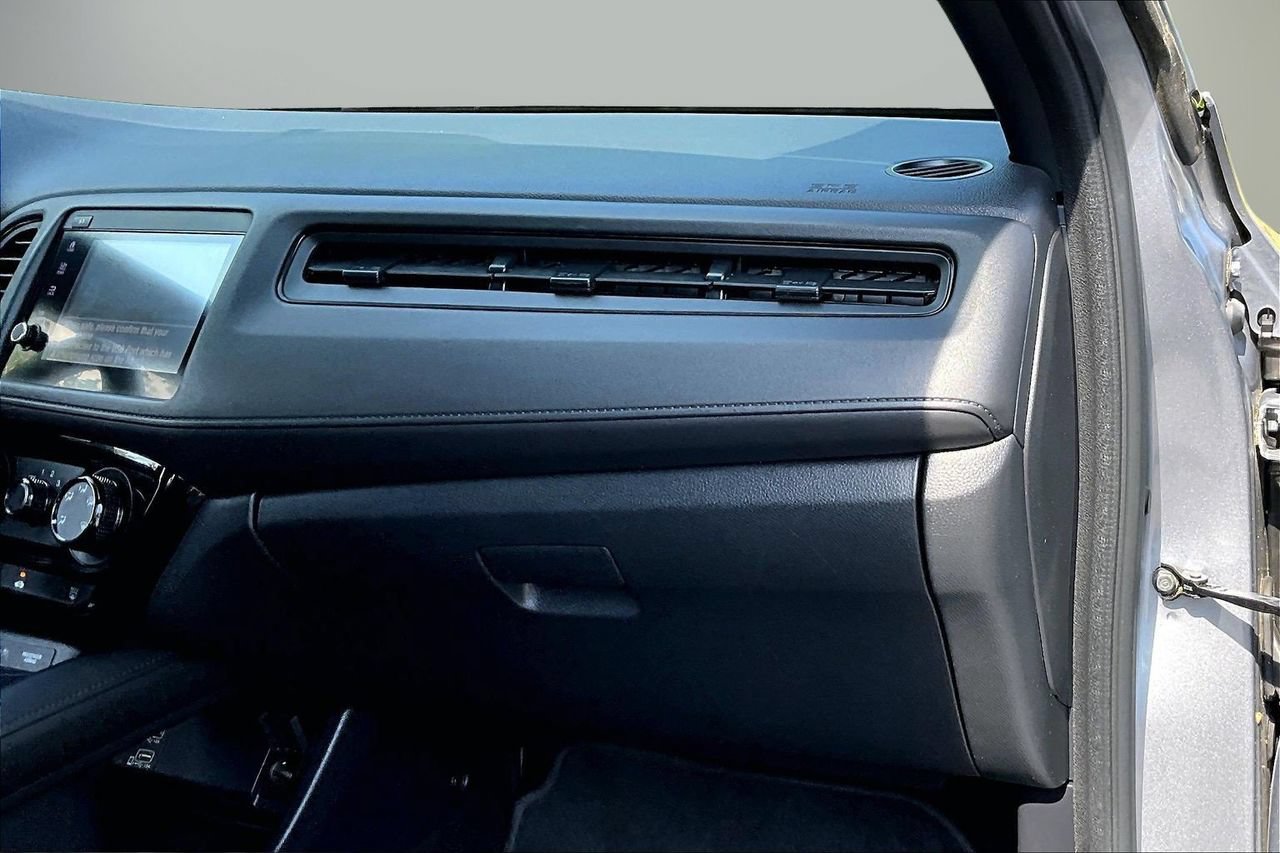 Used 2019 Honda HR-V Sport image 19
