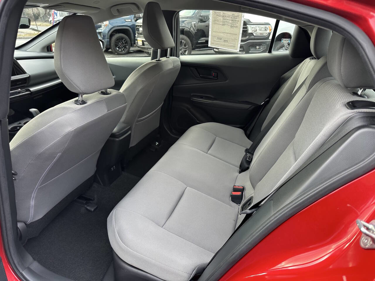 Used 2023 Toyota Prius LE image 11