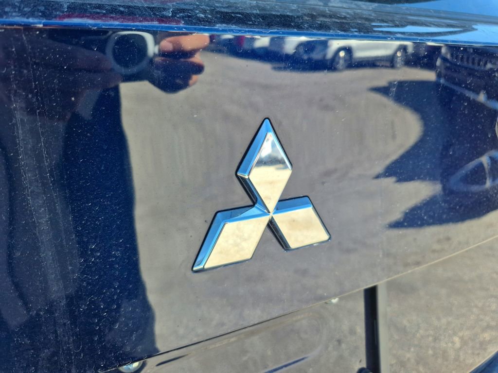 New 2026 Mitsubishi Outlander SEL image 12