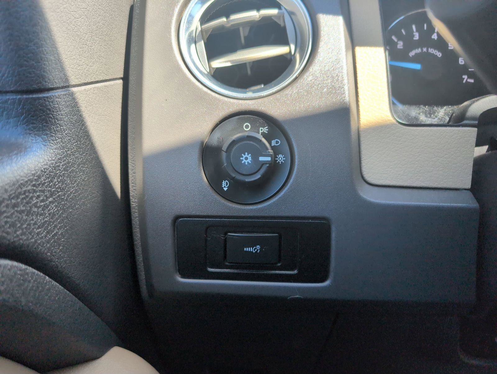 Used 2012 Ford F150 XLT image 16