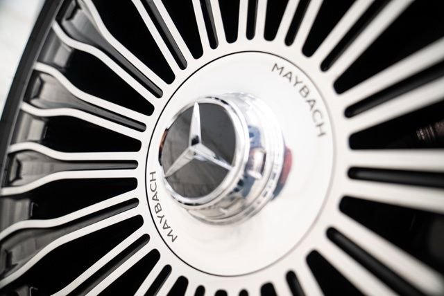 Used 2025 Mercedes-Benz Maybach S 580 4MATIC image 56