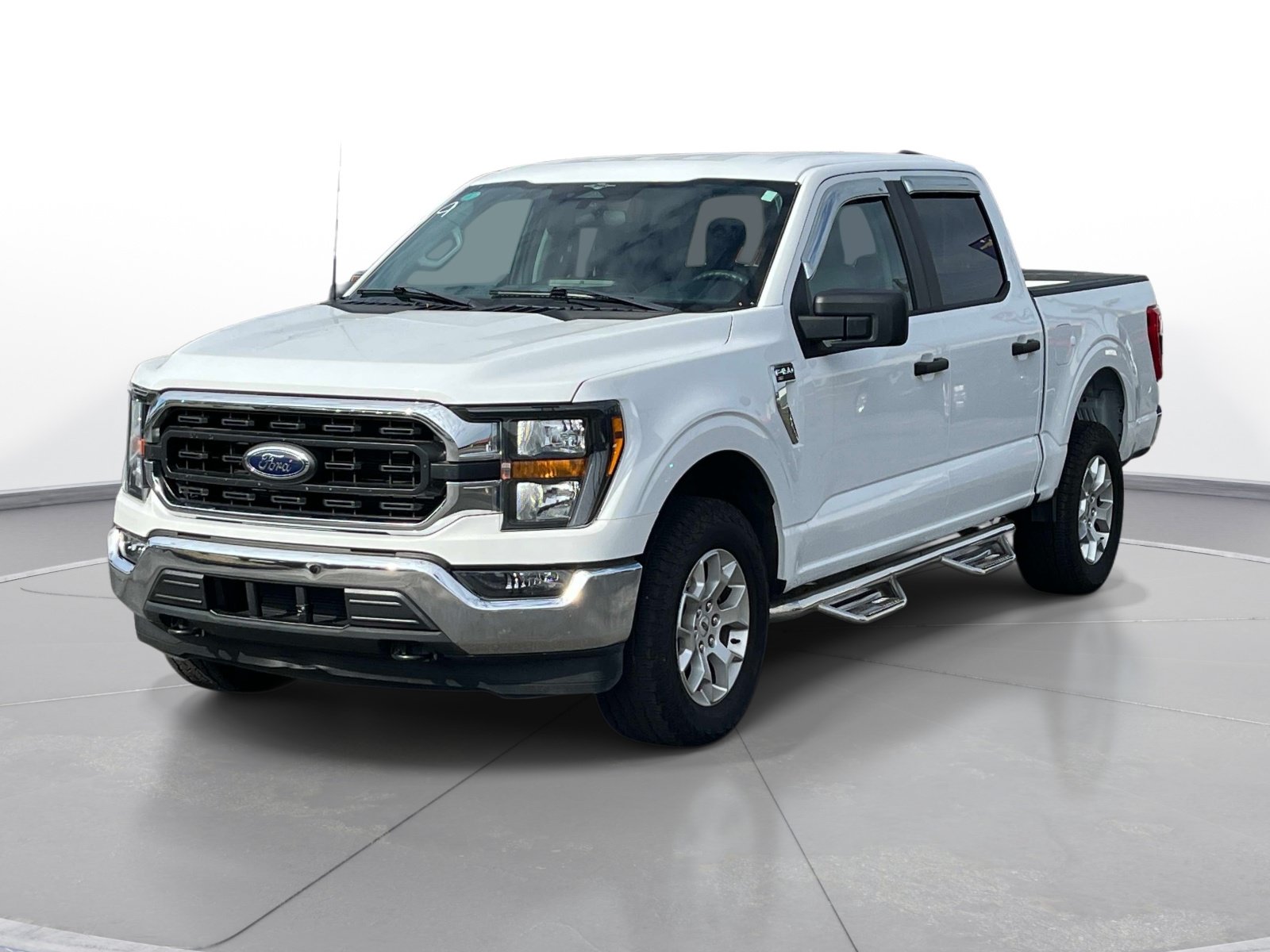 Used 2023 Ford F150 XLT AWD/4WD image 9