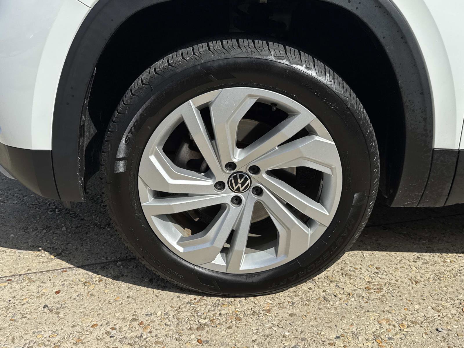 Used 2022 Volkswagen Atlas SE image 4