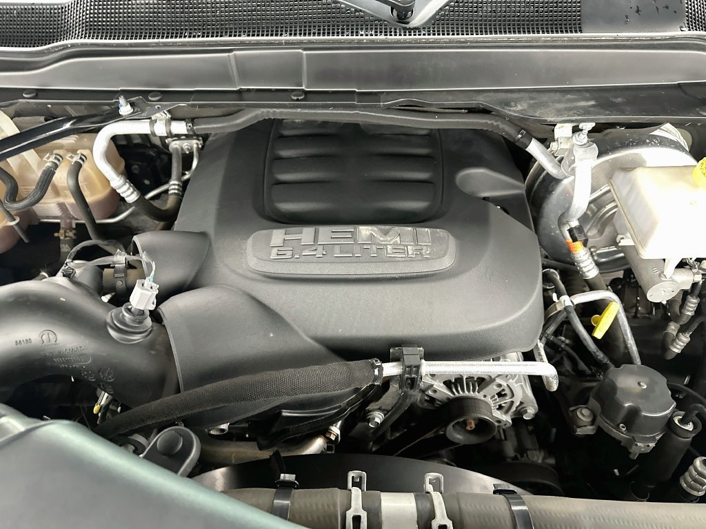 Used 2019 RAM 2500 Laramie AWD/4WD image 32