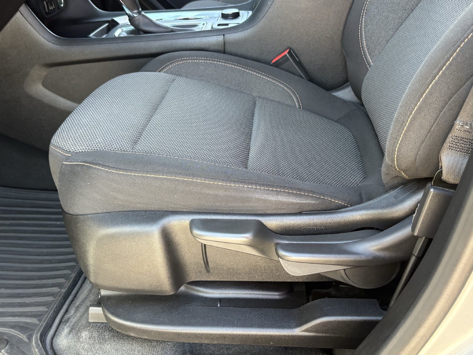 Used 2019 Chevrolet Traverse LS FWD image 26