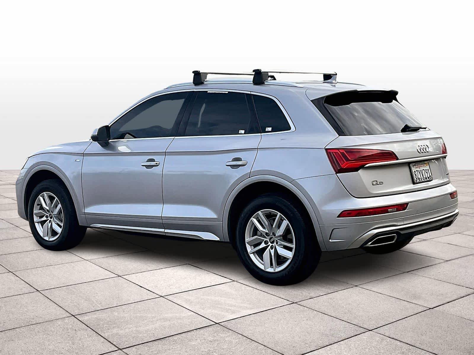Used 2022 Audi Q5 2.0T Premium w/ Convenience Package AWD/4WD image 14
