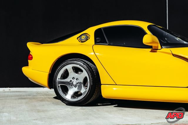 Used 2001 Dodge Viper GTS RWD image 46