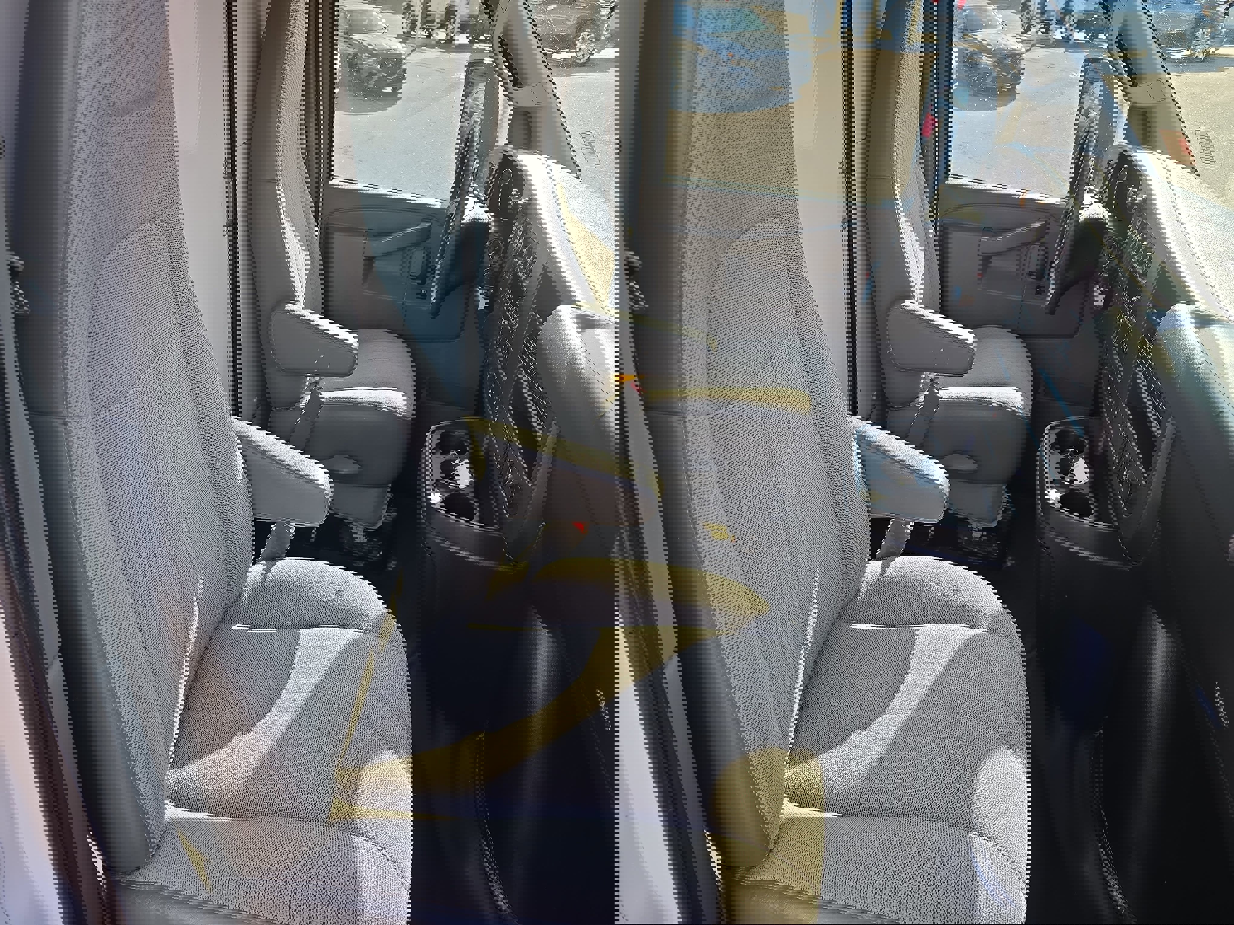 Used 2018 Chevrolet Express 3500 w/ Power Convenience Package image 10