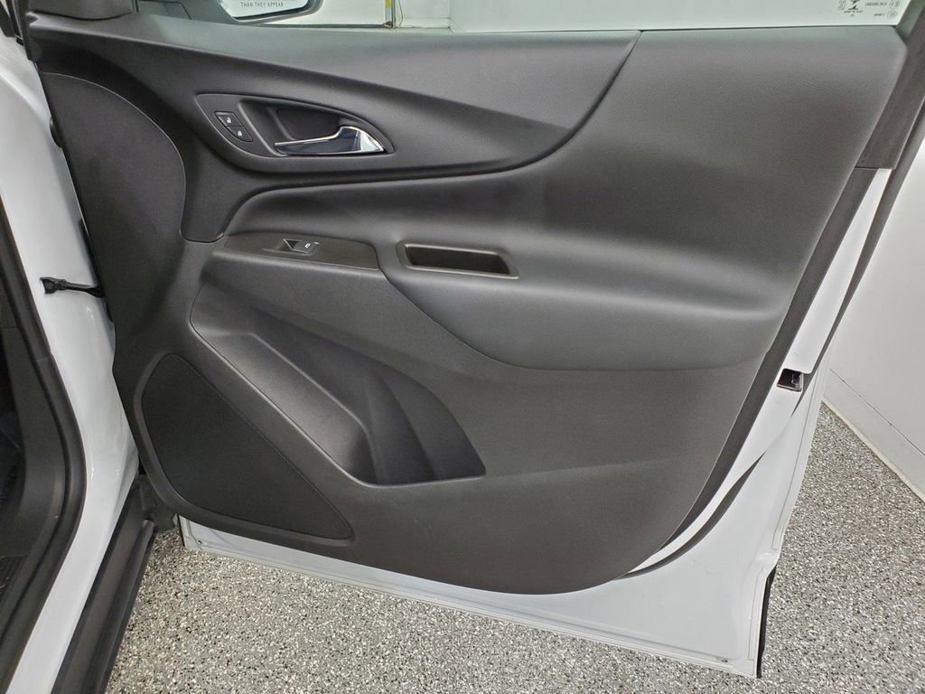 Used 2021 Chevrolet Equinox LT image 20