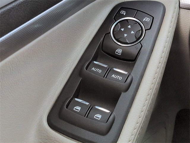 Used 2013 Ford Explorer XLT image 22