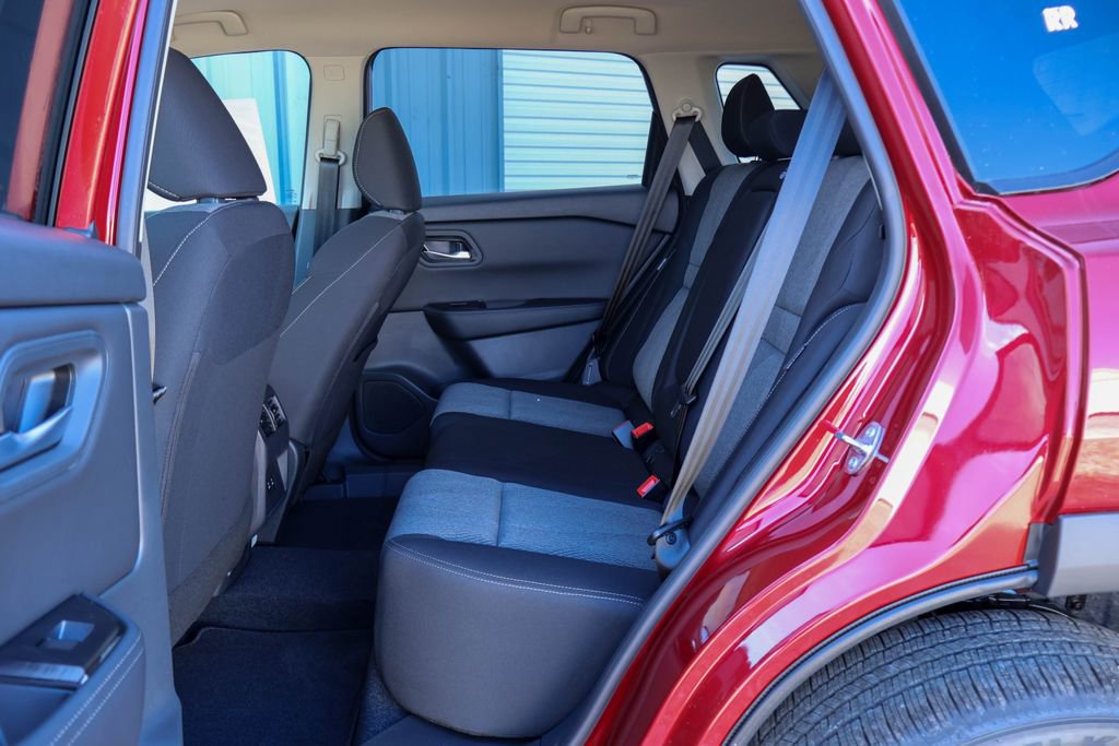 New 2026 Nissan Rogue SV image 8