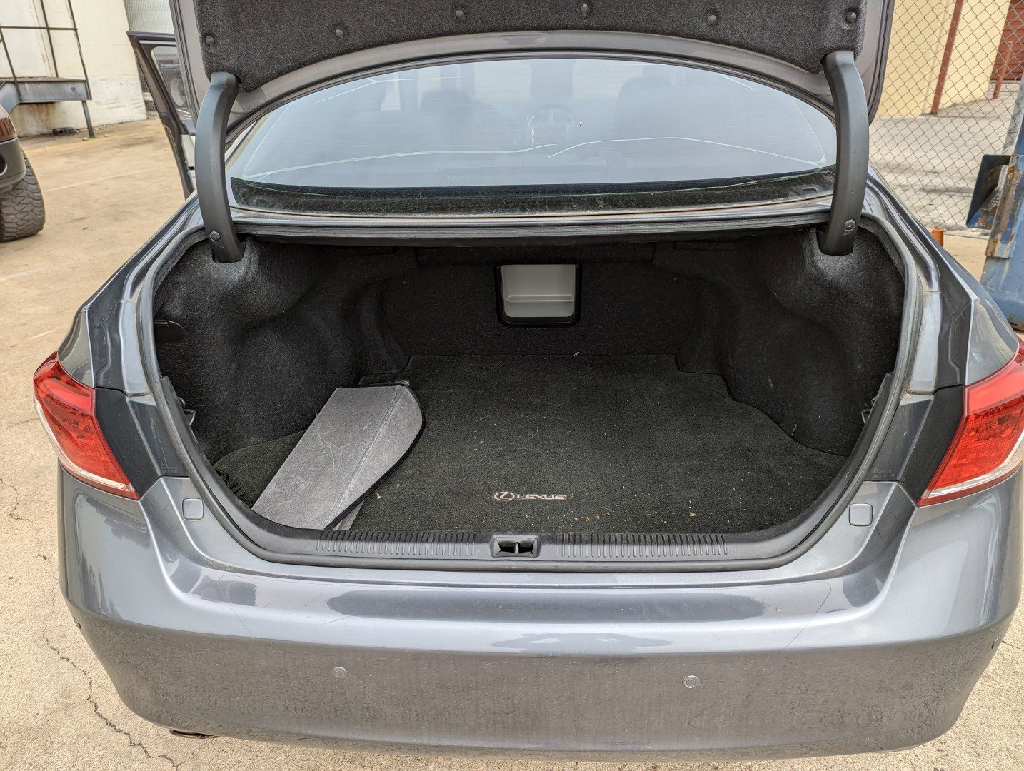 Used 2012 Lexus ES 350 image 11