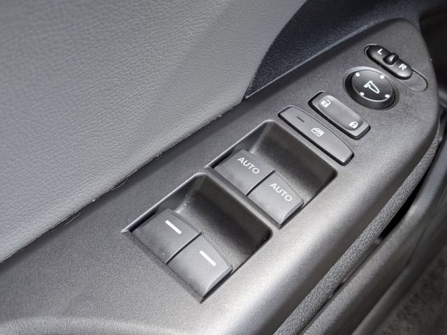Used 2018 Honda Civic EX-L image 23