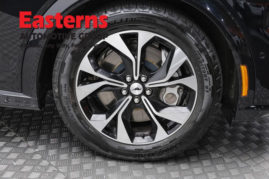 Used 2023 Ford Mustang Mach-E Premium AWD/4WD image 33