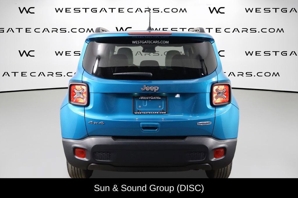 Used 2021 Jeep Renegade Latitude w/ Sun & Sound Group AWD/4WD image 4