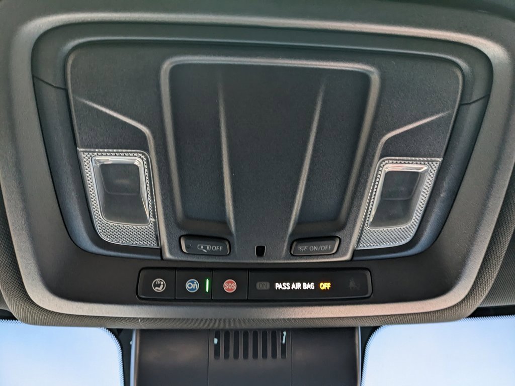 Used 2024 GMC Sierra 2500 AT4 image 59