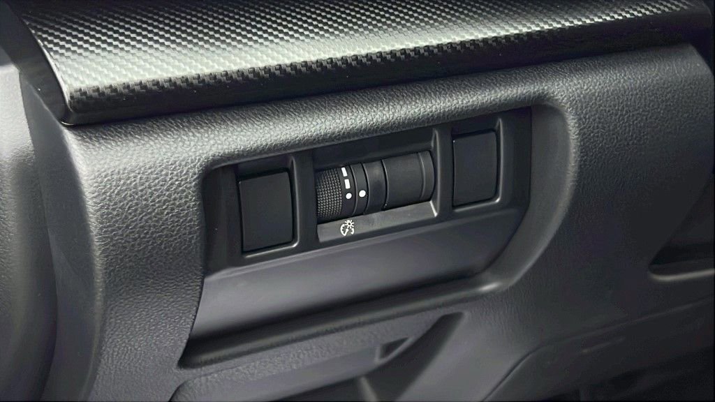 New 2025 Subaru Crosstrek 2.5i Premium image 30