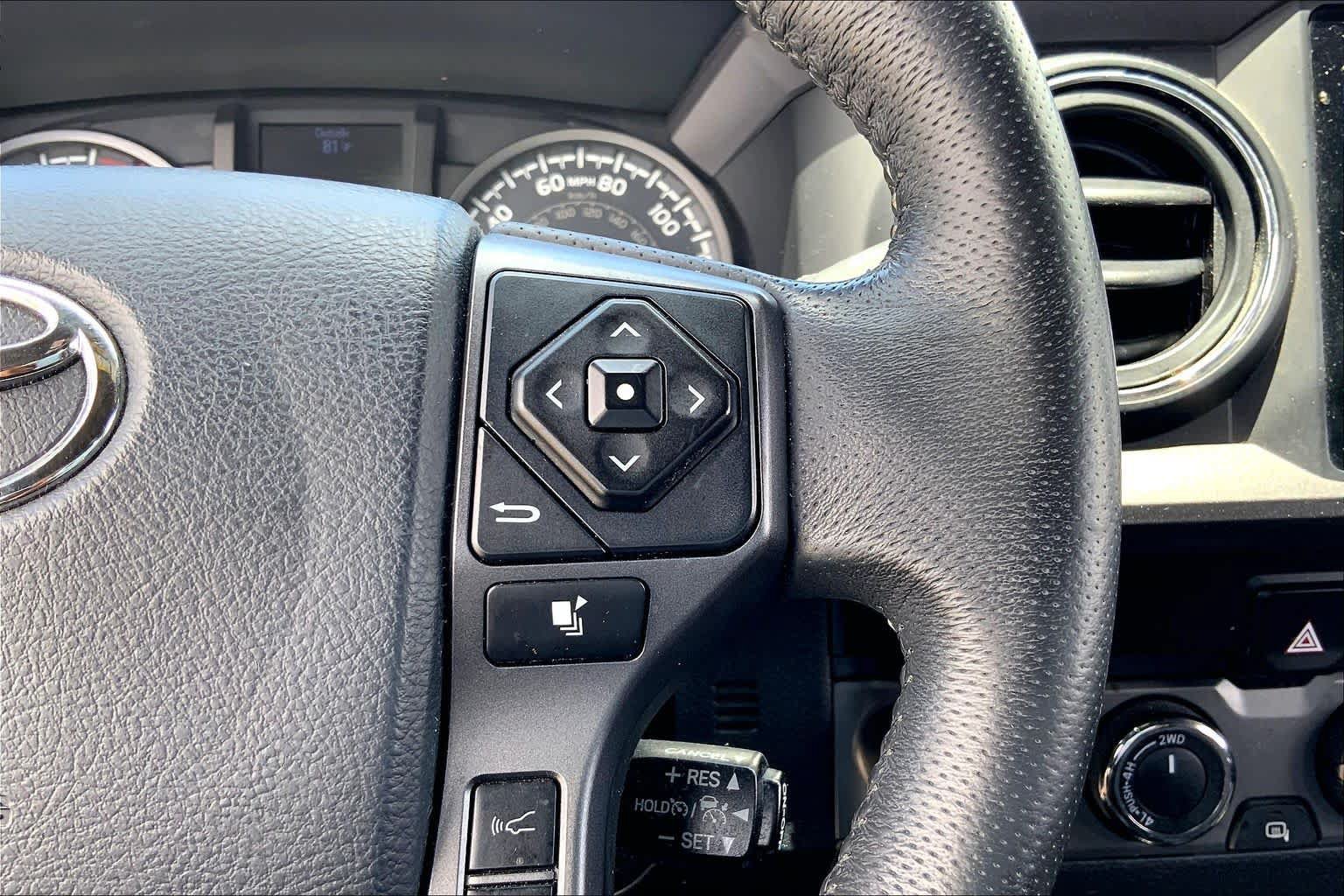 Used 2019 Toyota Tacoma TRD Sport w/ Technology Package AWD/4WD image 24