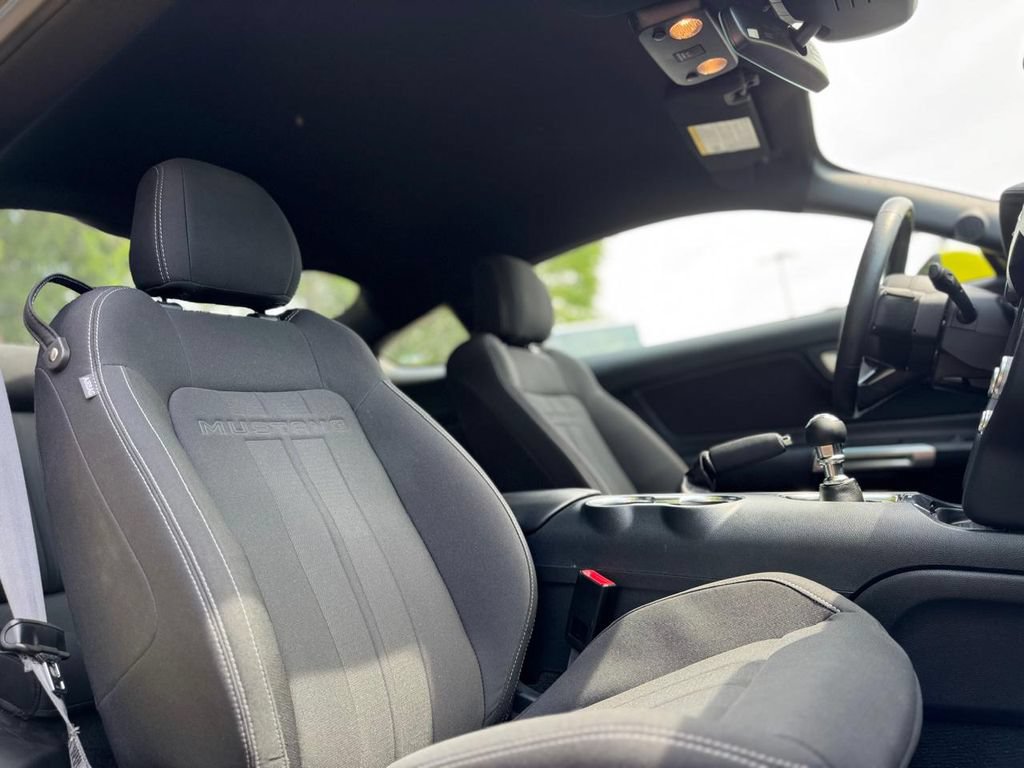 Used 2021 Ford Mustang Coupe RWD image 28