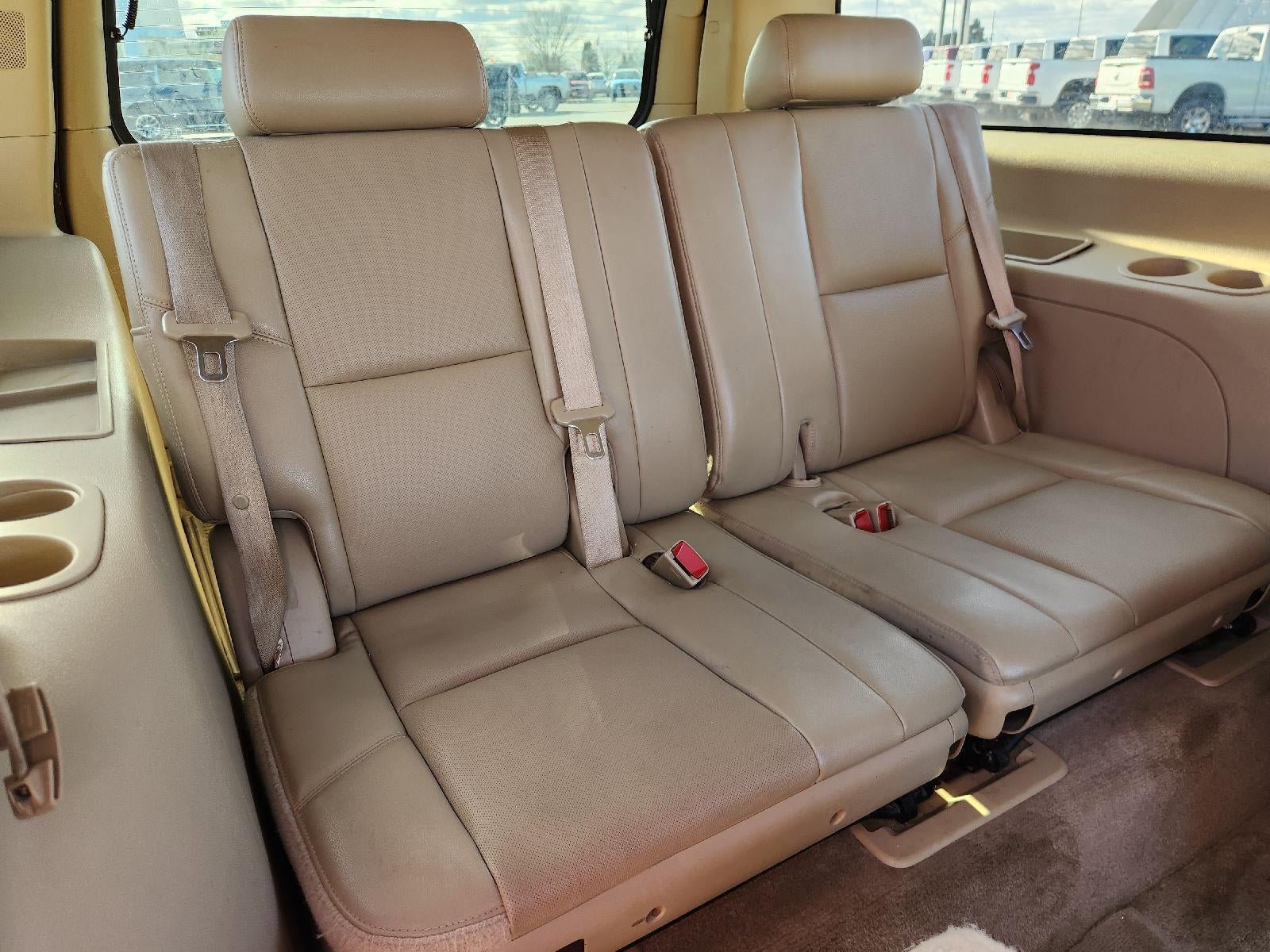 Used 2014 Chevrolet Suburban LTZ image 25