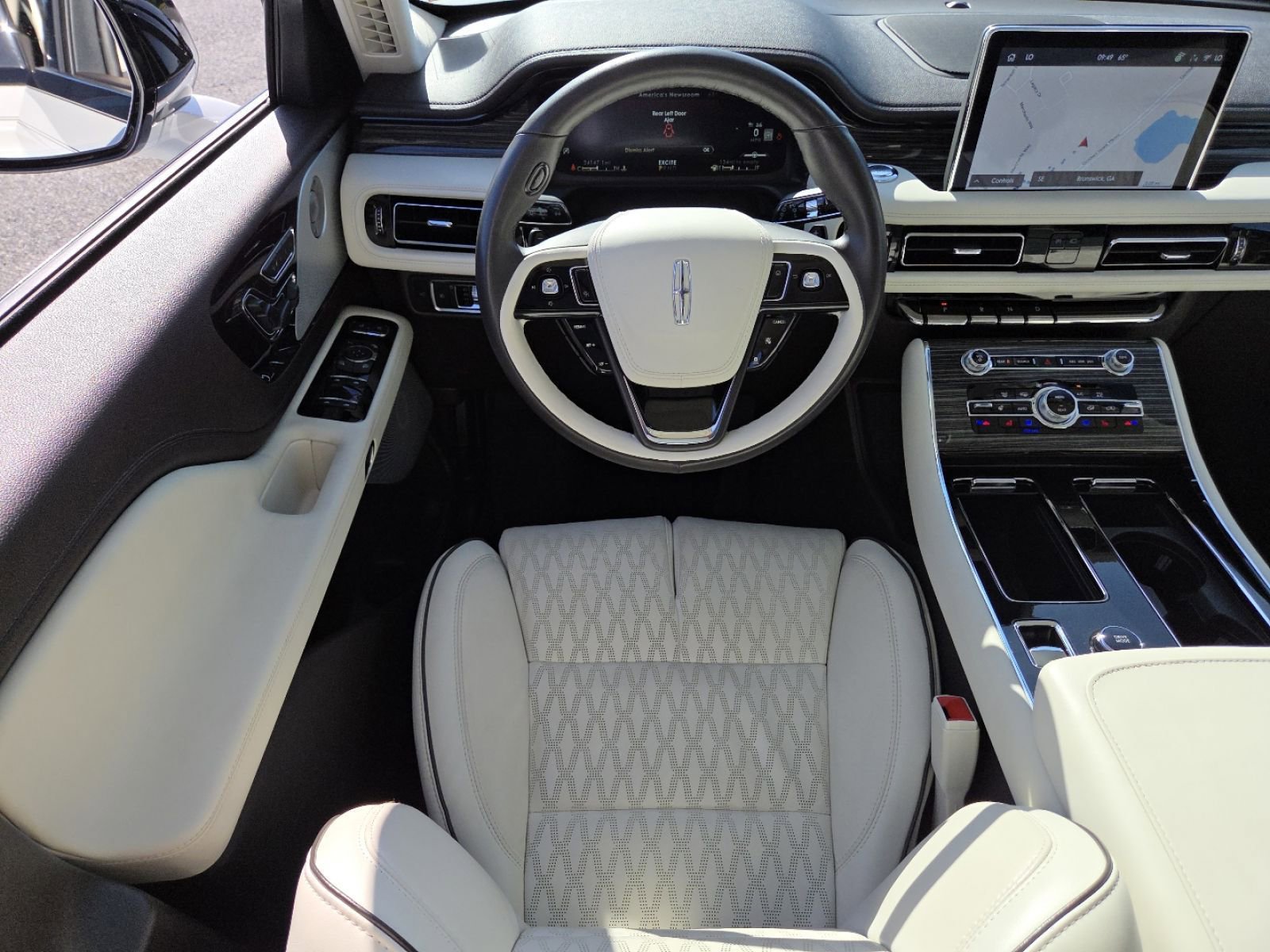 Used 2024 Lincoln Aviator Black Label image 28