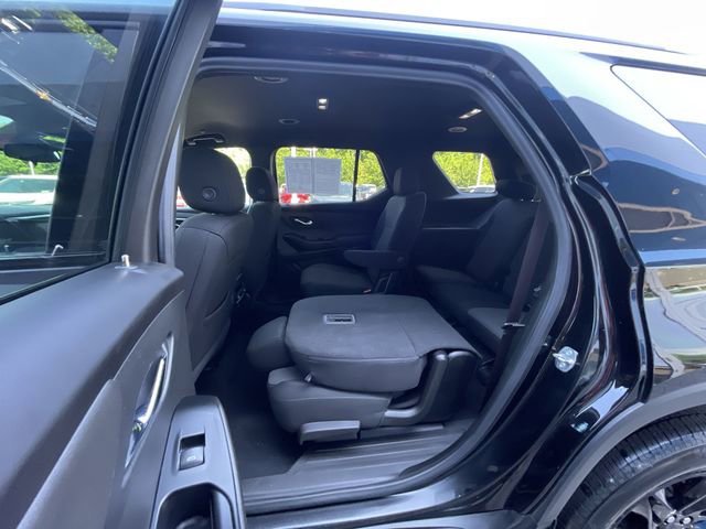Certified 2023 Chevrolet Traverse LT w/ Midnight/Sport Edition AWD/4WD image 23