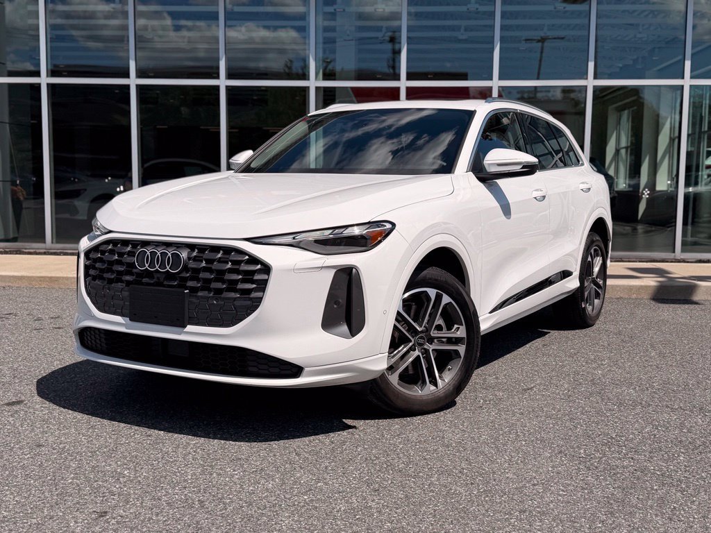 Certified 2025 Audi Q5 Premium w/ Convenience Package