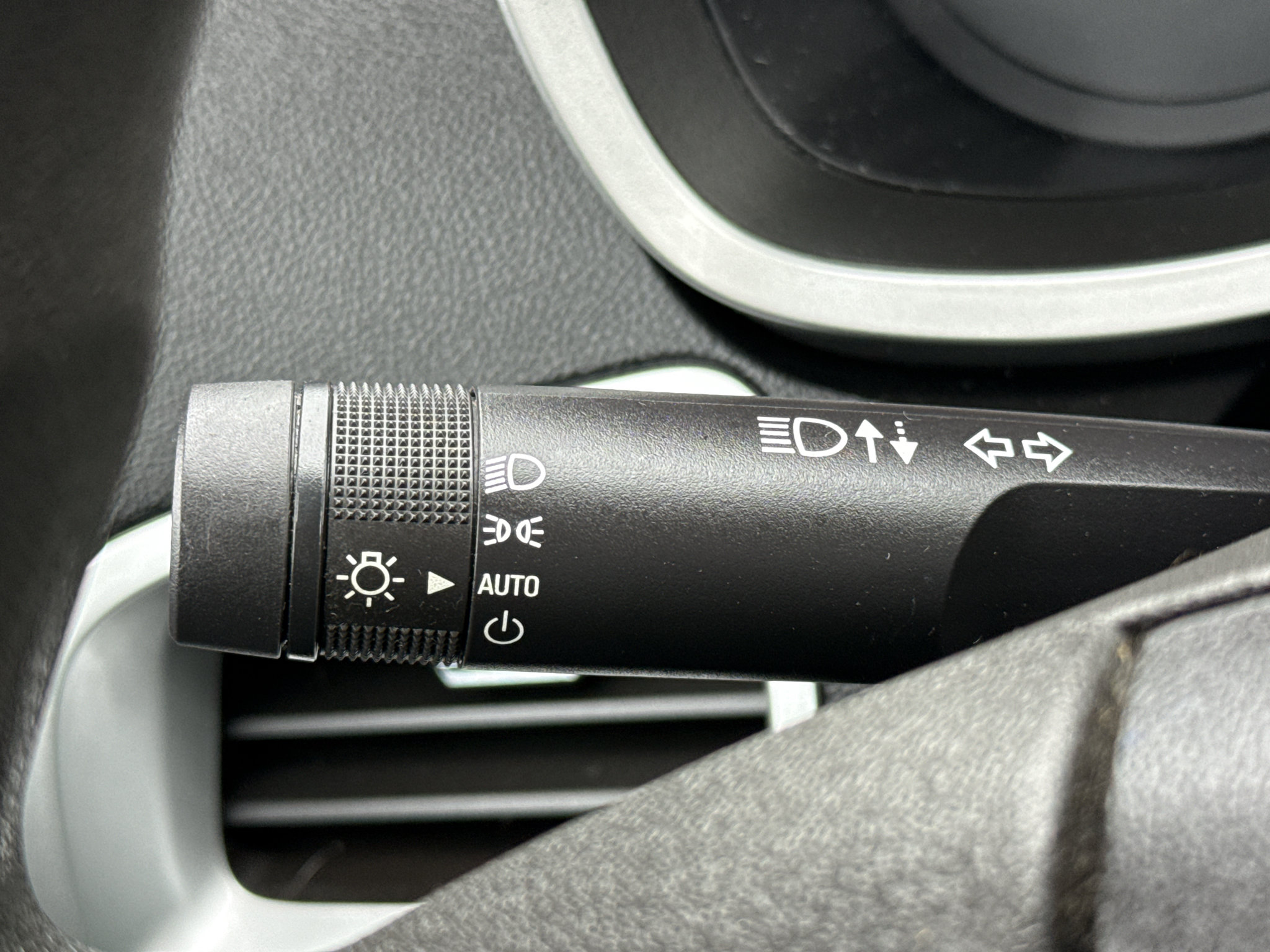 Used 2014 Chevrolet Equinox LS FWD image 13