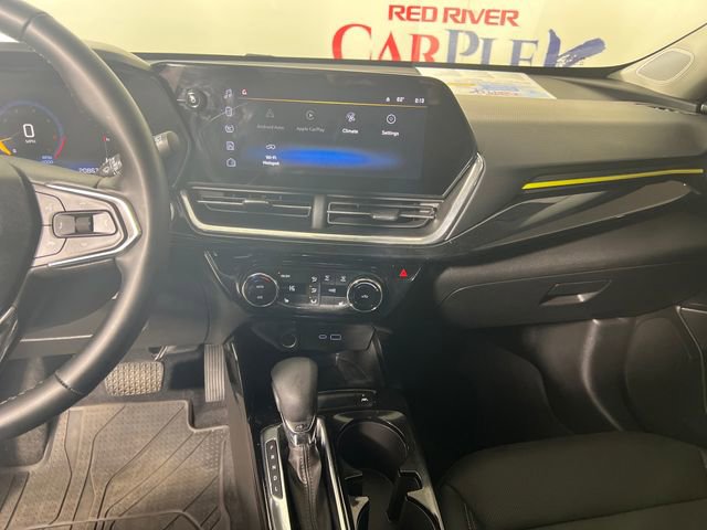 Used 2024 Chevrolet Trax ACTIV w/ Sunroof Package image 17